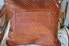 Load image into Gallery viewer, Crest Pendleton Reba
