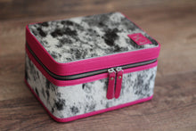 Load image into Gallery viewer, Pink Salt and Pepper Double Decker Medium Jewelry Case
