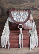 Load image into Gallery viewer, Crest Pendleton Juney
