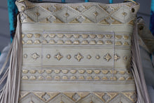 Load image into Gallery viewer, Buffalo and White Navajo Reba
