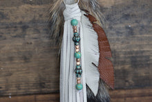 Load image into Gallery viewer, Bone Feathers Tassel Clip
