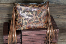 Load image into Gallery viewer, Copper Branded AAwFeathers Kindall
