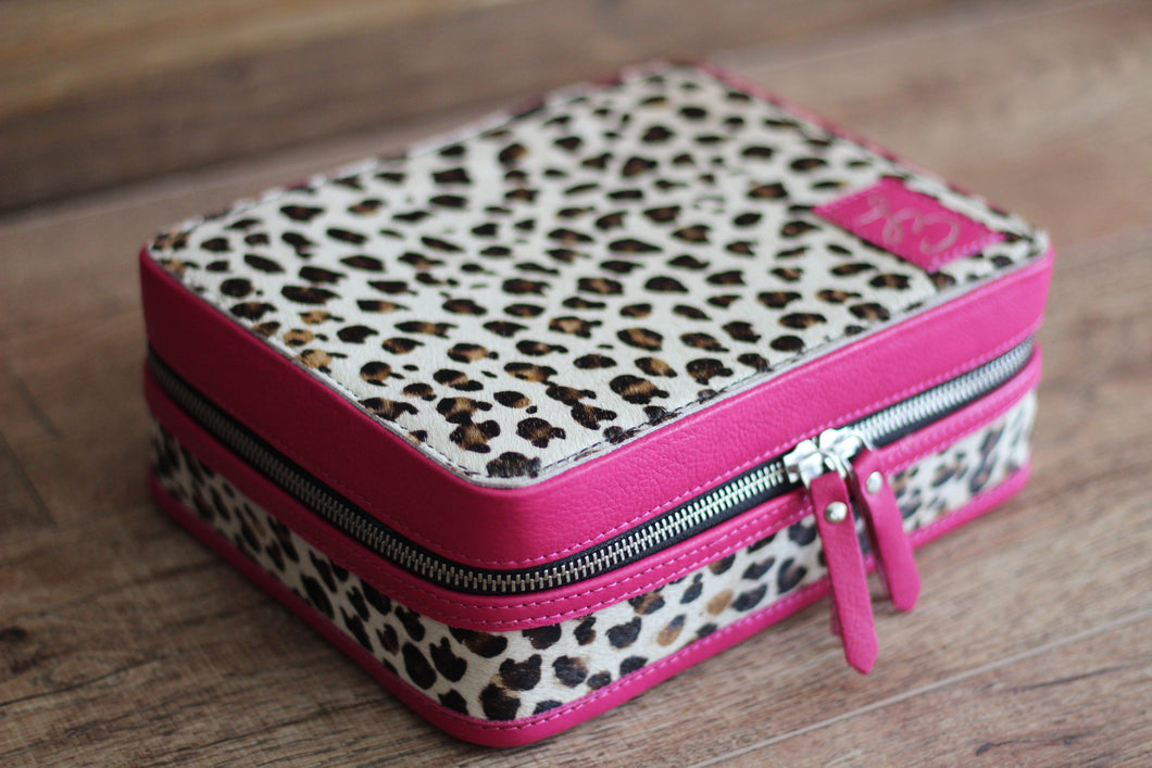 Pink Leopard Medium Jewelry Case