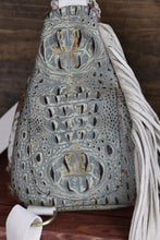 Load image into Gallery viewer, Speckled Longhorn Sling Body

