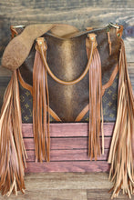 Load image into Gallery viewer, Carmel Backbone LV Corner Dutton

