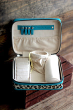 Load image into Gallery viewer, Turquoise Tri-Cowhide Medium Jewelry Case
